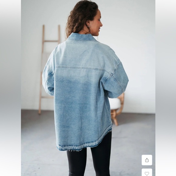 Lov Mor Denim Shacket Size Small Blue Oversized Button Down Front Collared Neck - Picture 3 of 15